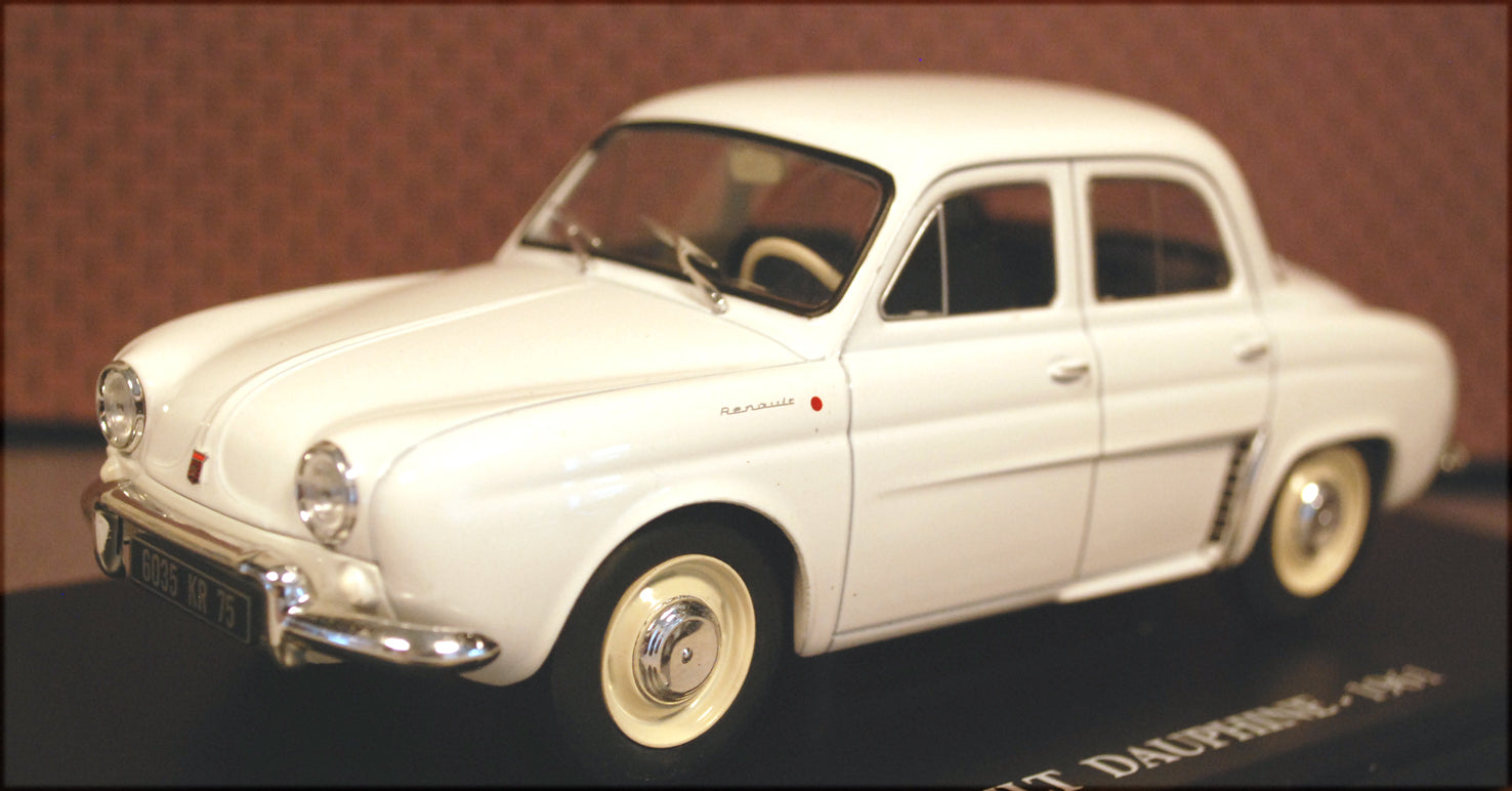 1961 Renault Dauphine 1:24 Fabbri / White Box / Hachette