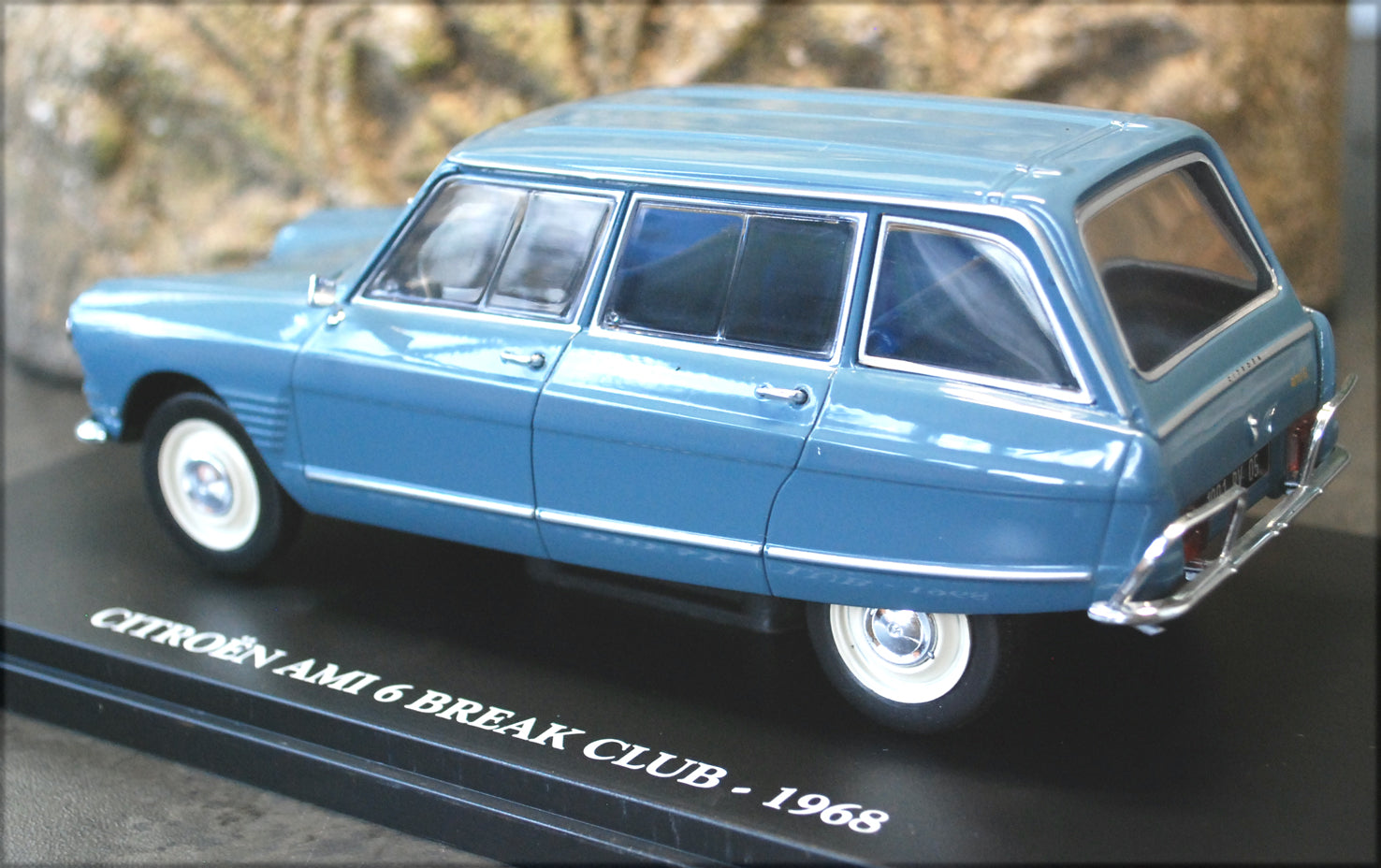 1968 Citroen Ami 6 Break Club 1:24 Fabbri / White Box / Hachette