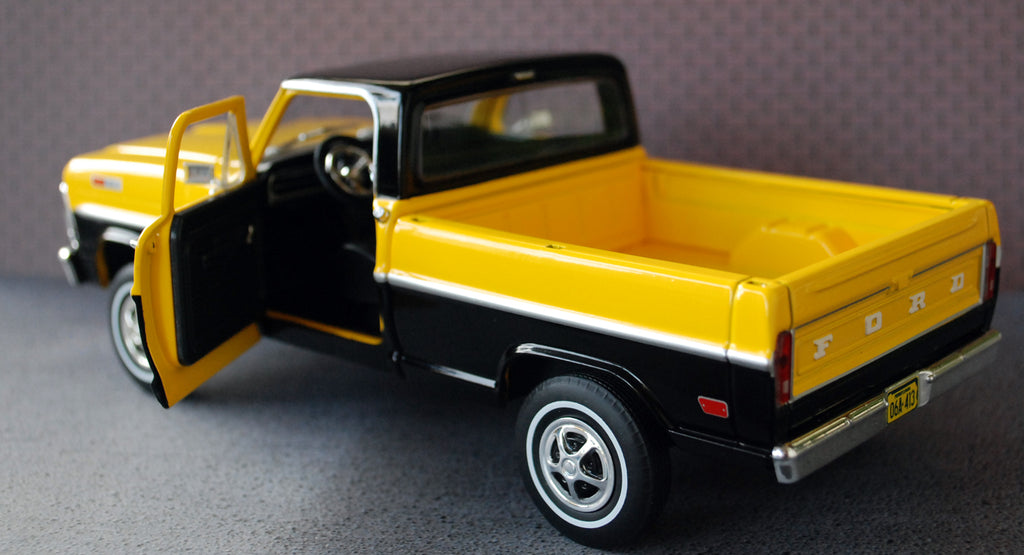 Green Light 85082  Running on empty 7 1969 Ford F 100 Pennzoil 1:24