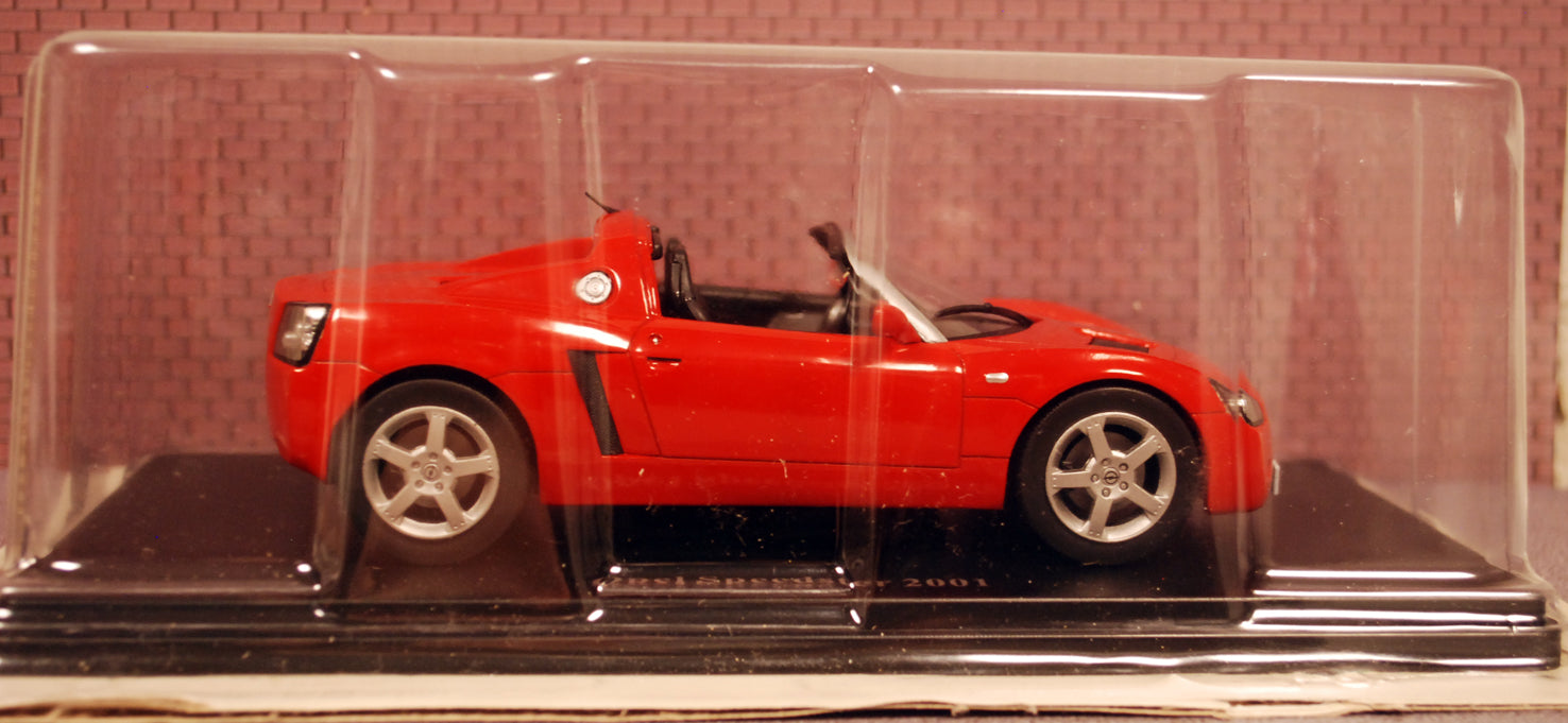 2001 Opel Speedster 1:24 Fabbri / White Box / Hachette