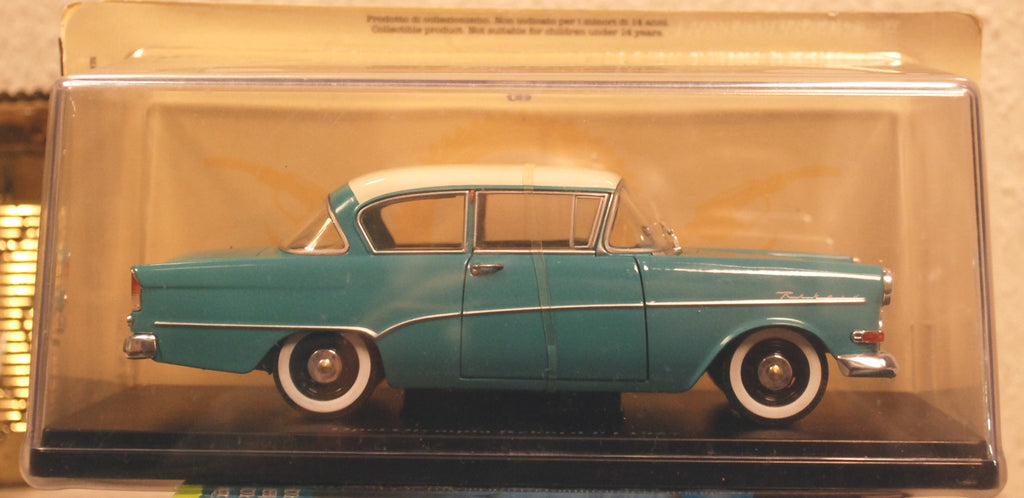 1957 Opel Olympia Rekord 1:24 Fabbri / White Box / Hachette