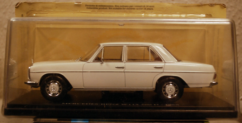 1968 Mercedes 200 D W115 1:24 Fabbri  White Box Hachette