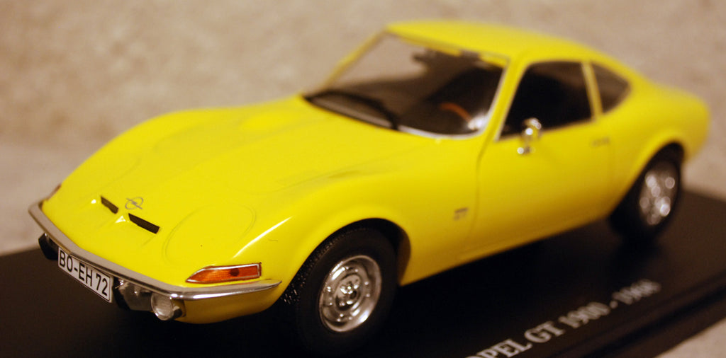 1968 Opel GT 1:24 Fabbri  White Box Hachette