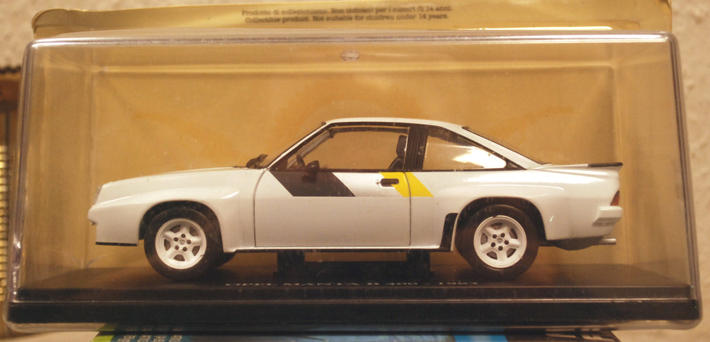1983 Opel Manta B 400 1:24 Fabbri / White Box / Hachette