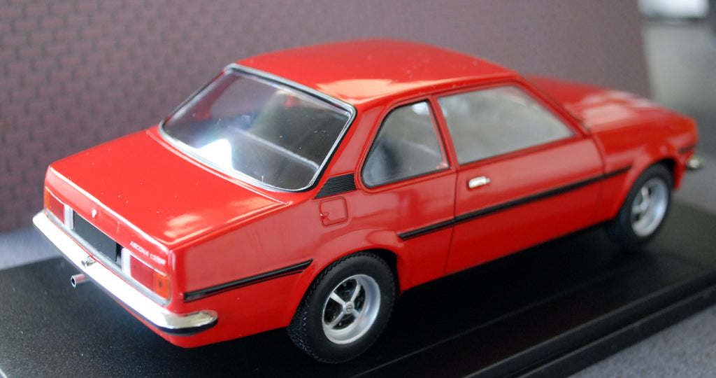 1975 Opel Ascona B 1:24 Fabbri / White Box / Hachette