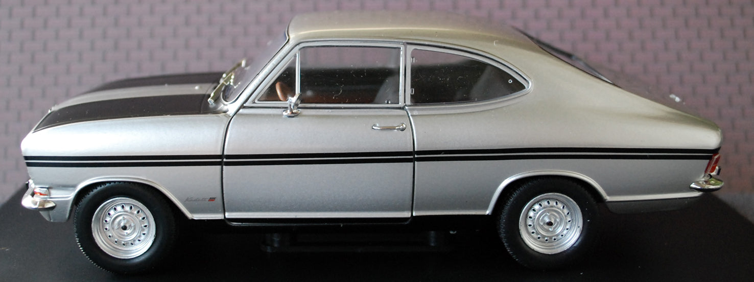 1967 Opel Kadett B Rallye 1:24 Fabbri / White Box / Hachette