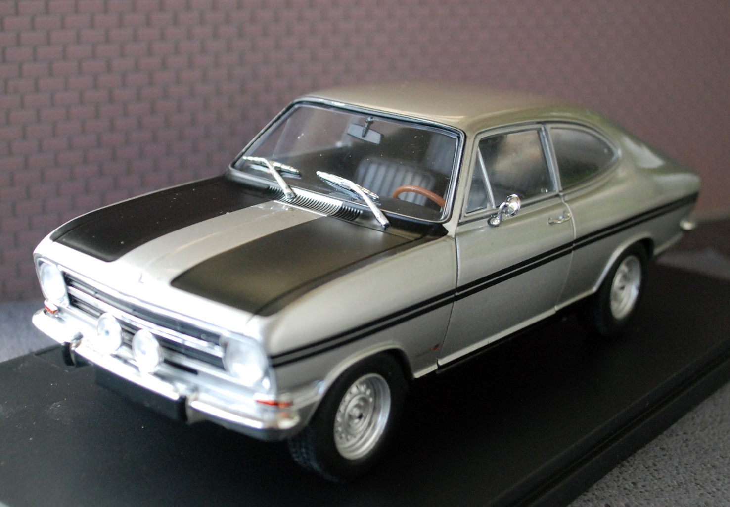 1967 Opel Kadett B Rallye 1:24 Fabbri / White Box / Hachette