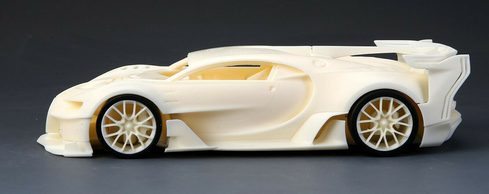 2015 Bugatti Vision Gran Tourismo 1:24 Alpha Model 02-0001