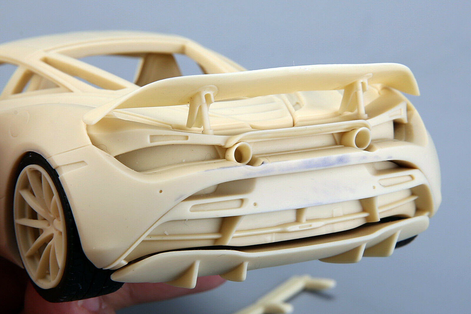 2016 McLaren 720 S 1:24 Alpha Model 02-014 neu 2020