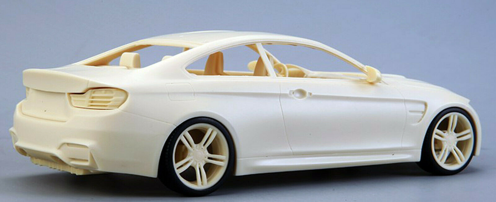 Alpha Model 02-0020 2017 BMW M 4 CS 1:24 neu 2021