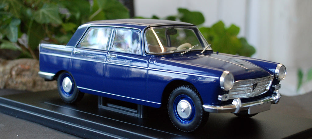 1960 Peugeot 404 1:24 Fabbri / White Box / Hachette