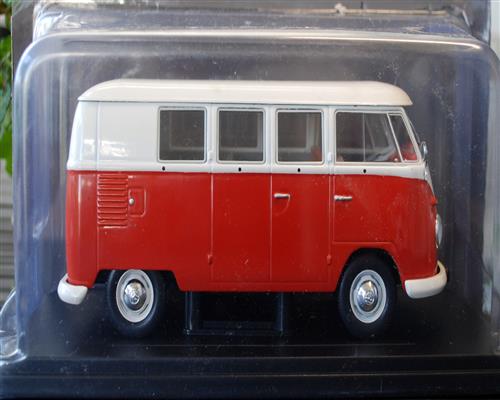 1960 Volkswagen VW Bus Bulli T1 1:24 Fabbri / White Box / Hachette