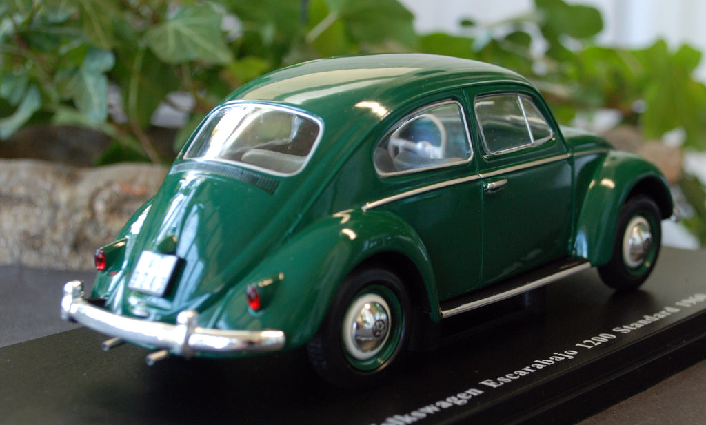 1960 Volkswagen VW 1200 Standard Käfer Beetle 1:24 Fabbri / White Box / Hachette