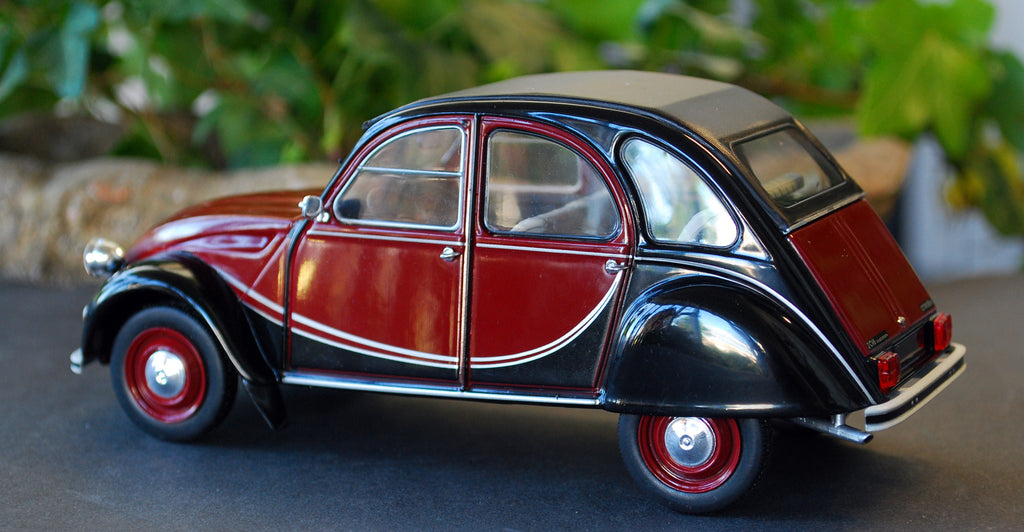 1982 Citroen 2 CV Charleston 1:24 Fabbri / White Box / Hachette