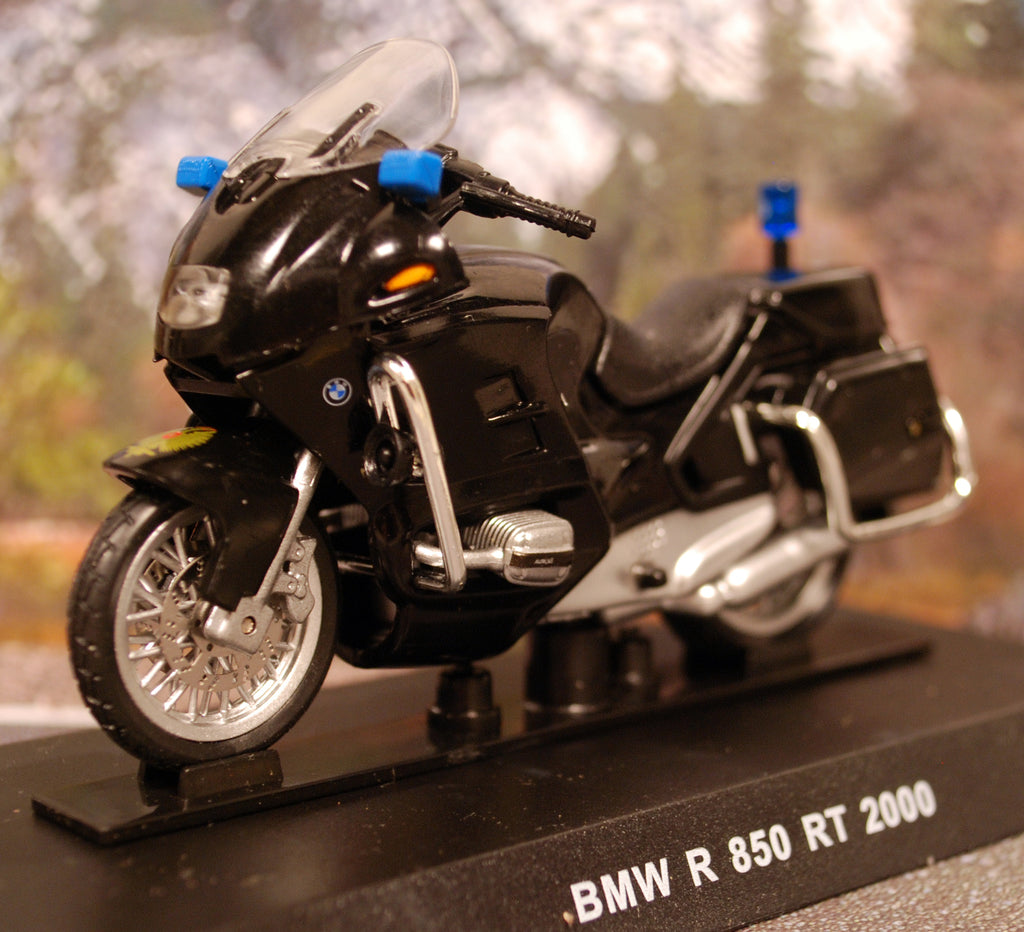Polizeimotorrad 2000 BMW R 850 RT Carabinieri black 1:24 DeAgostini