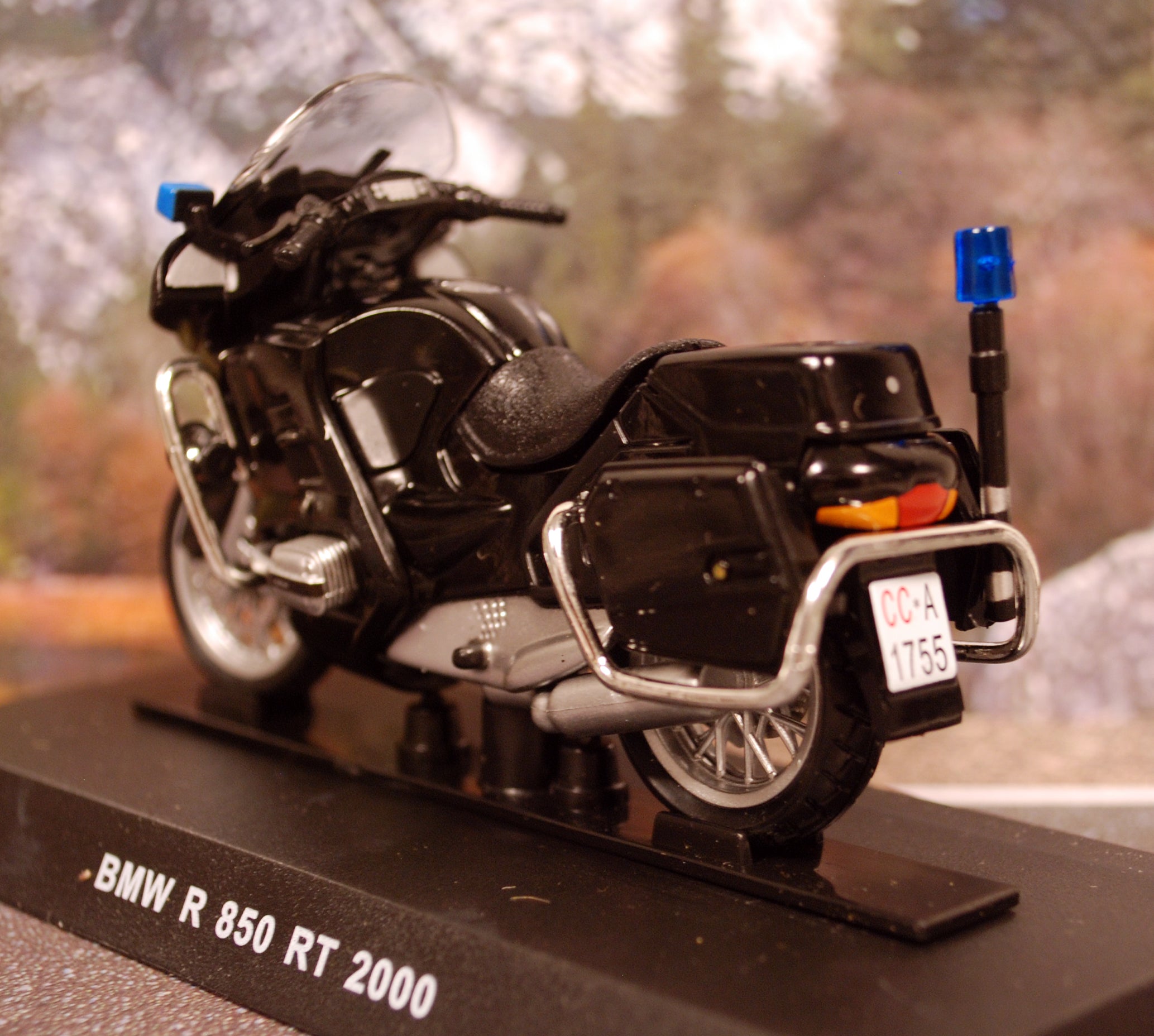 Polizeimotorrad 2000 BMW R 850 RT Carabinieri black 1:24 DeAgostini