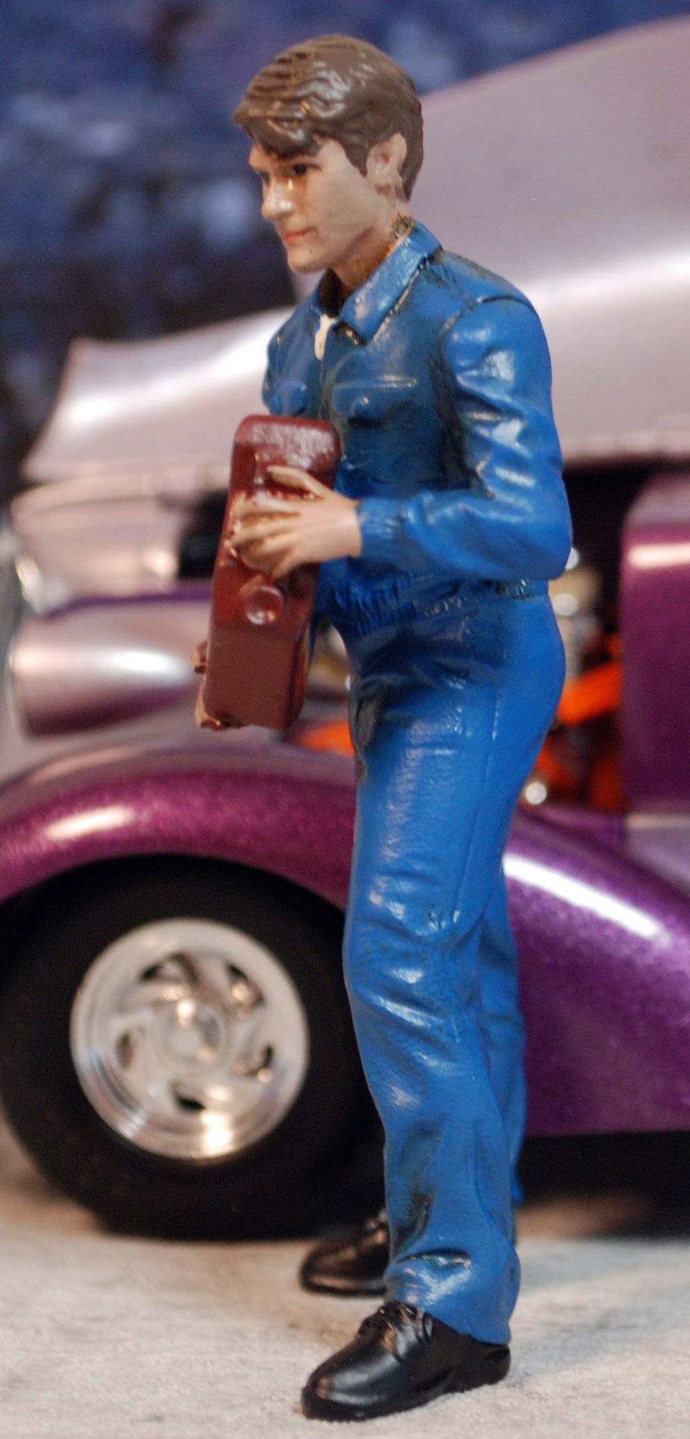 23904 American Diorama Mechanic Dan blau 1:24