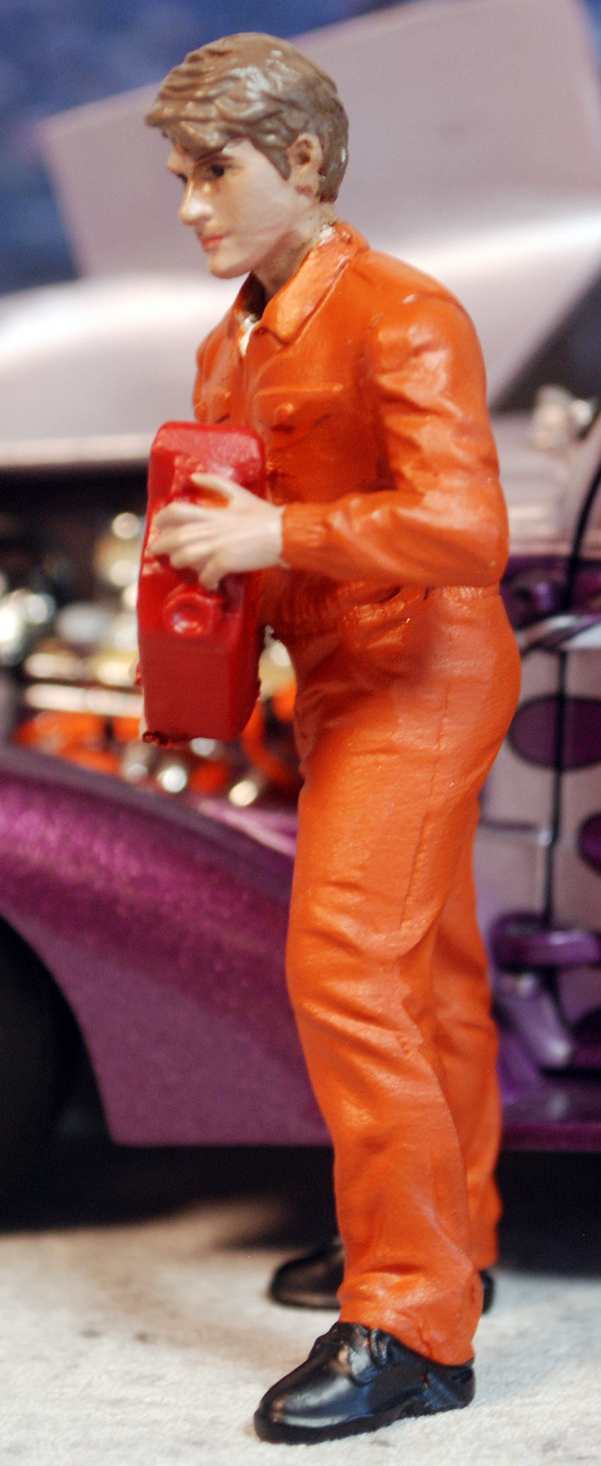 23904O American Diorama Mechanic Dan orange 1:24