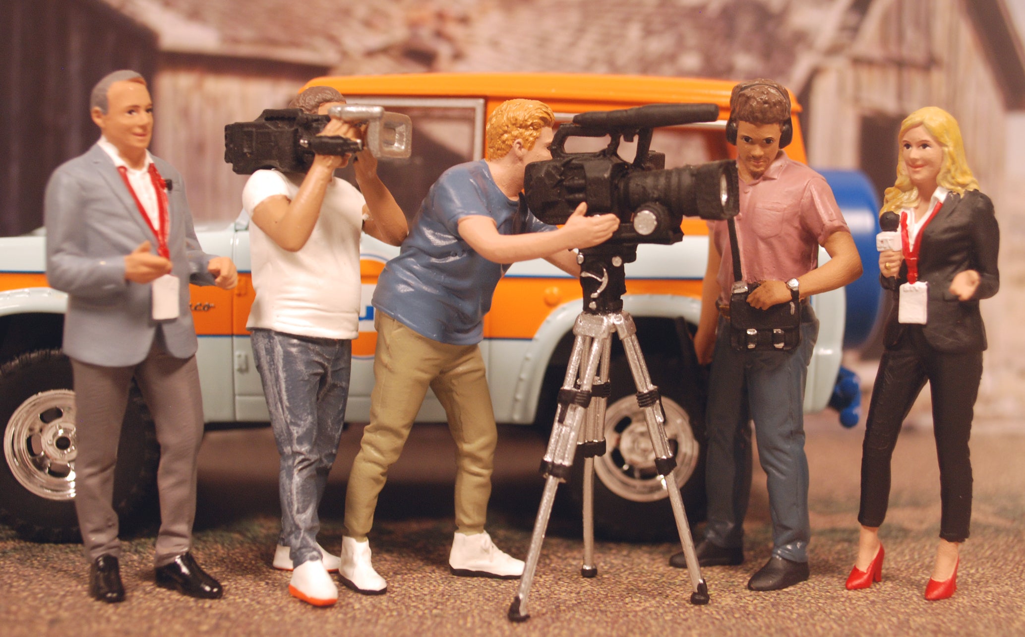 24401B American Diorama On Air Set alle 5 Figuren 1:24