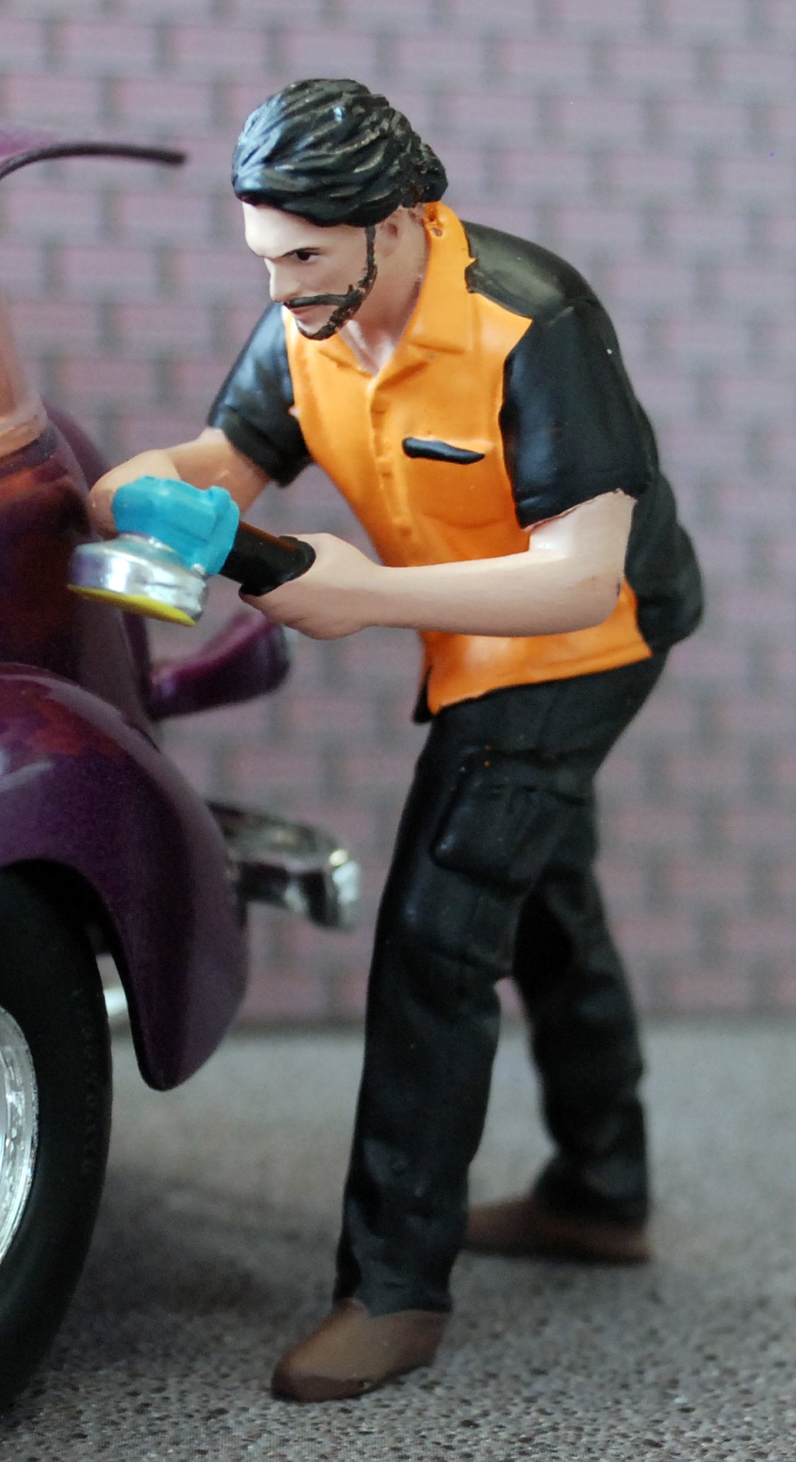 24604 American Diorama Detail Master Buff + Wax 1:24