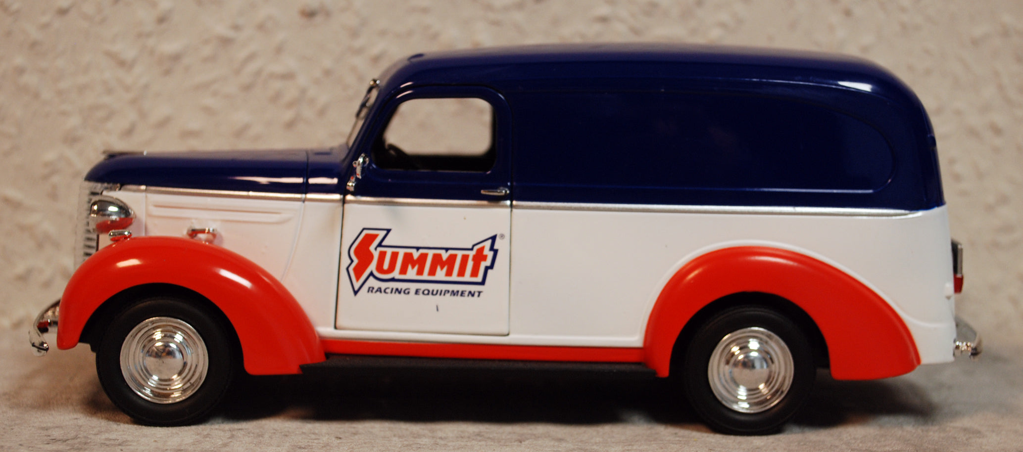 1939 Chevrolet Panel Truck Summit Racing Greenlight 85061