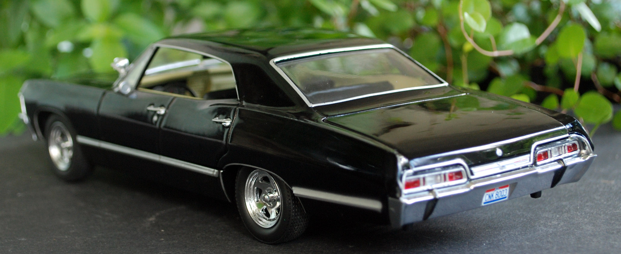 1967 Chevrolet Impala Sport Sedan wie Supernatural 1:24 Greenlight 84035