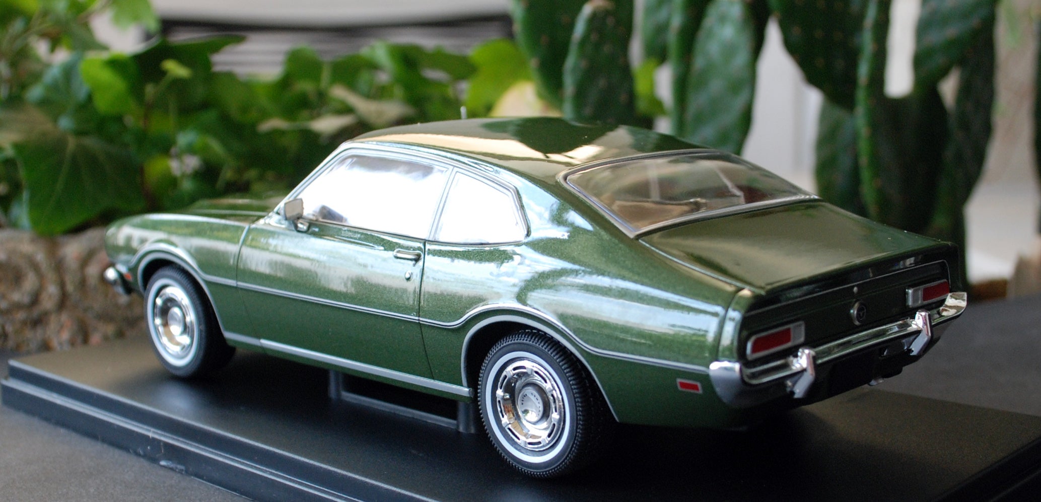1974 Ford Maverick 1:24 Fabbri / White Box / Hachette