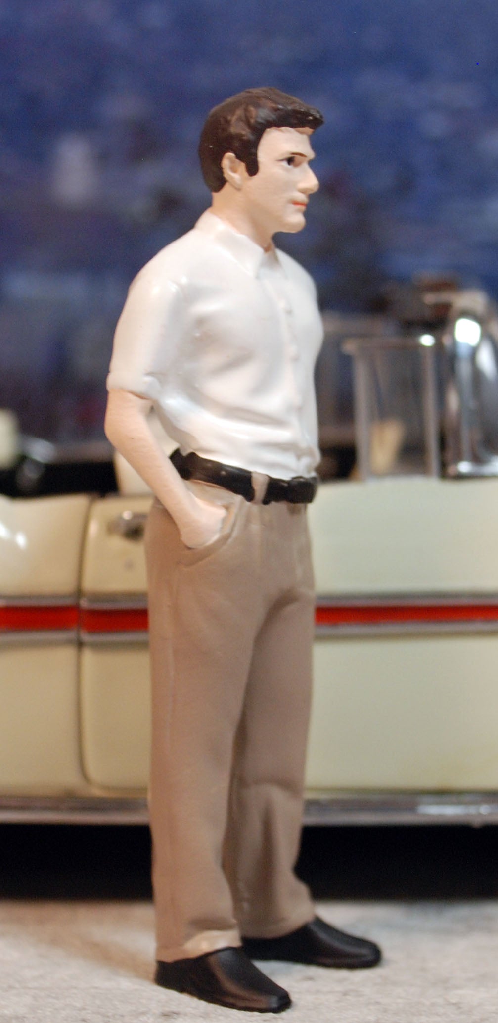 76408 American Diorama The Dealership Customer I 1:24 neu 2022