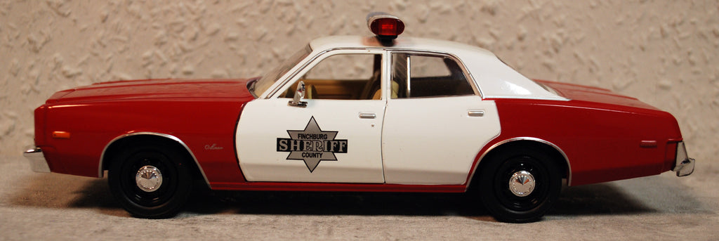 1977 Dodge Monaco Finchburg County Sheriff 1:24 Green Light 84106