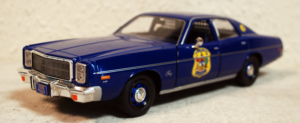 1978 Plymouth Fury  Delaware State Police 1:24 Green Light 85552