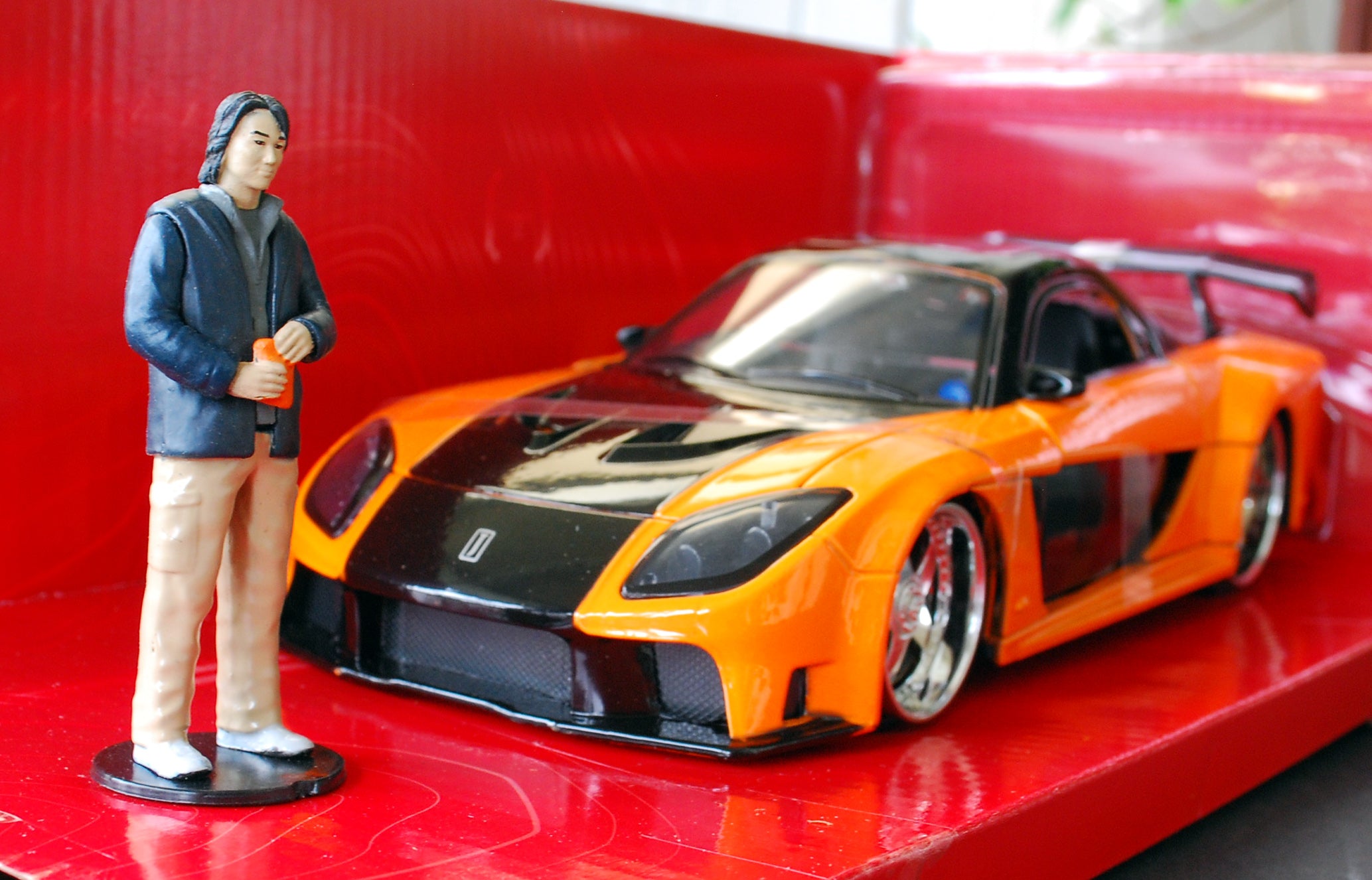 1995 Han´s 1995 Mazda Rx-7 Fast & Furious w. Han Figure 1:24 Jada Toys 080197