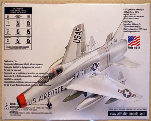 Atlantis 236 F-100 C Super Sabre 1:70