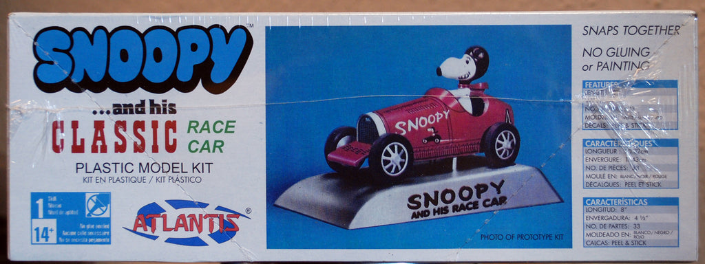 Peanuts Snoopy and his classic Race Car Atlantis 6894