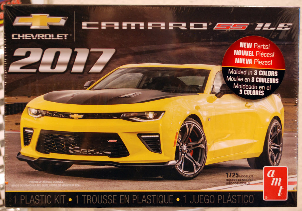 AMT 1074 2017 Chevrolet Camaro SS 1LE Coupe, 1:25,