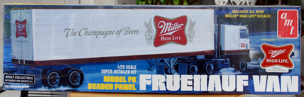 AMT 1234 Fruehauf Van Model: FB Beaded Panel Trailer Miller Beer 1:25