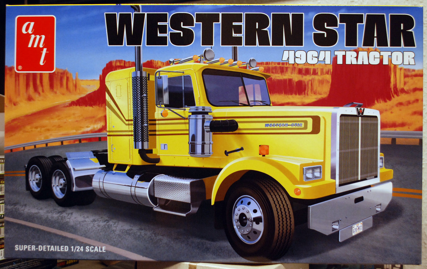 AMT 1300 Western Star 4964 1:24  wieder neu 2022 neu