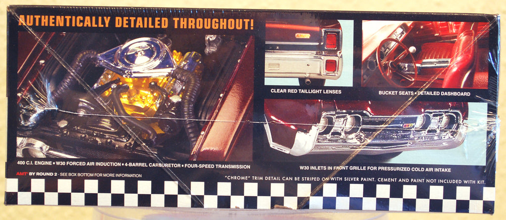 AMT 1365 1967 Oldsmobile 4-4-2 Cutlass 1:25
