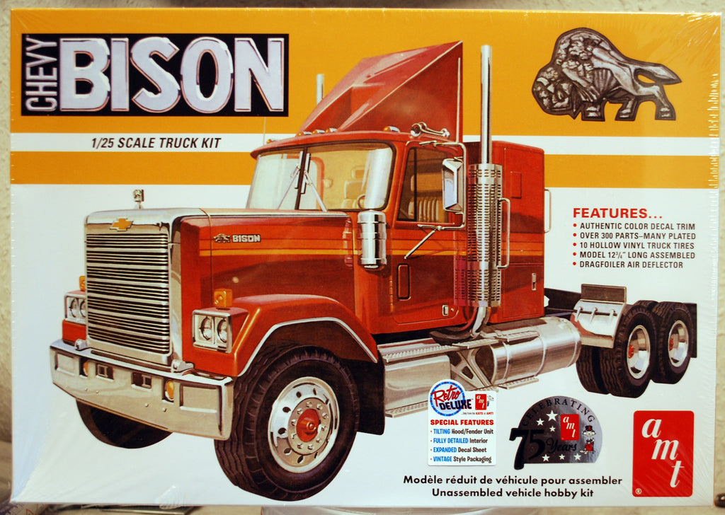 AMT 1390 Chevy Bison Tractor 1:25