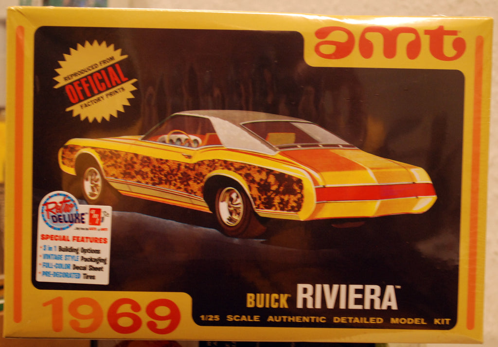 AMT 1486 1969 Buick Riviera 1:25 Bausatz wieder neu 2025