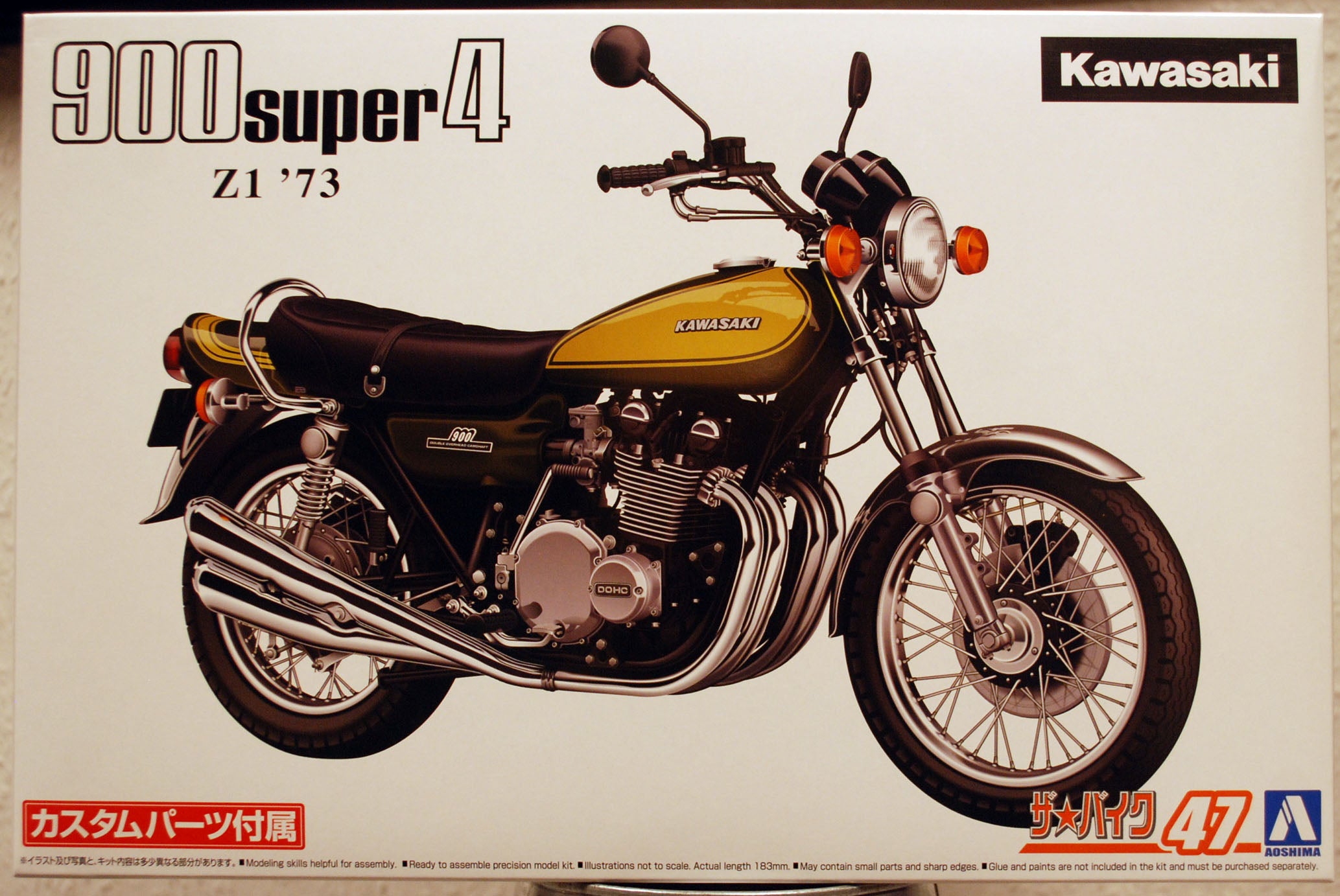 Aoshima 062661 1973 Kawasaki 900 Super 4 Z1  1:12 Motorrad Bike