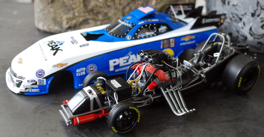 Autoworld AWN007 2021 Chevrolet Camaro NHRA Funny Car Brute Force 1:24