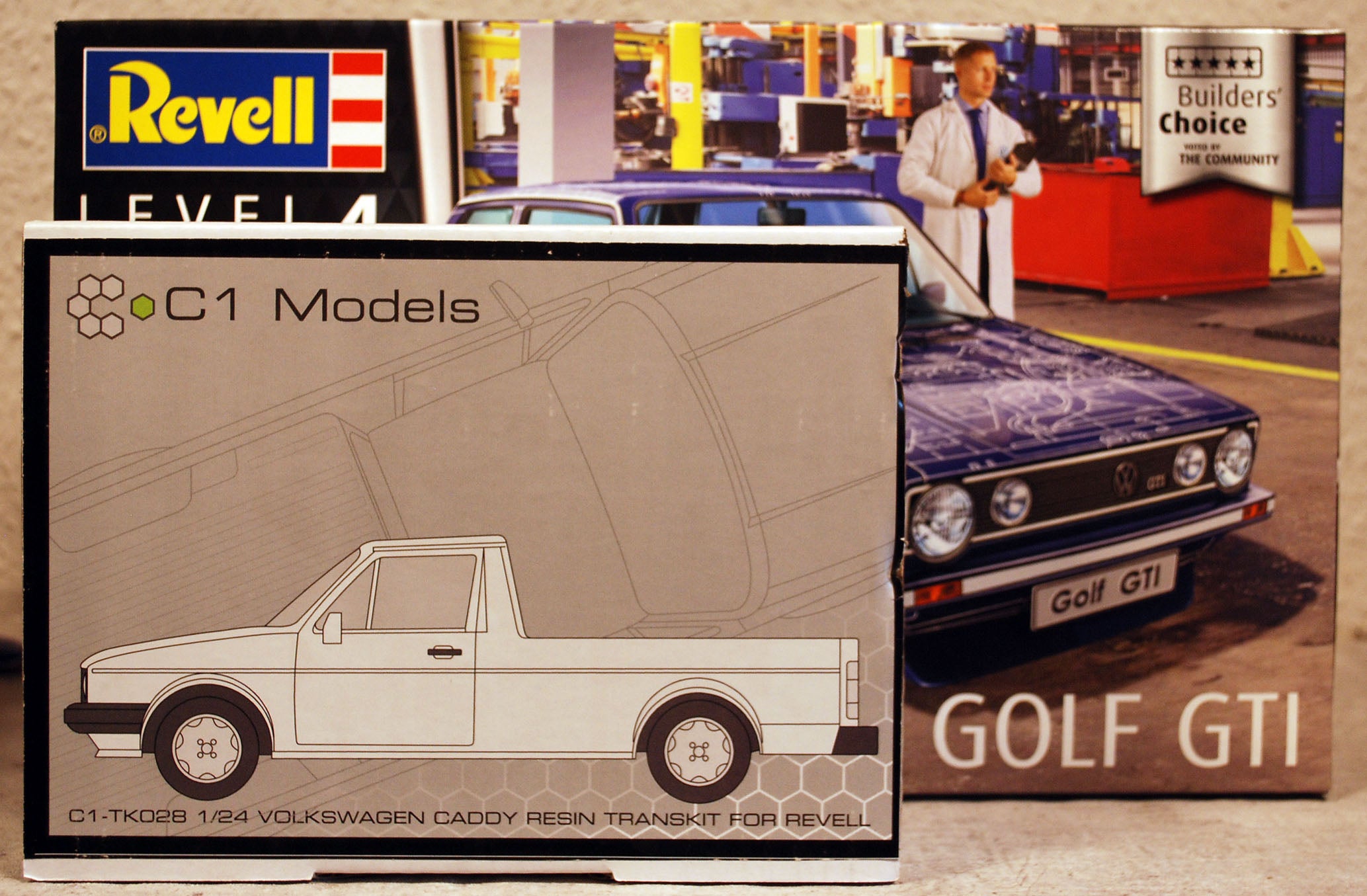 1979 Volkswagen Golf I Caddy 1:24 Set inkl. Golf I Revell 07673