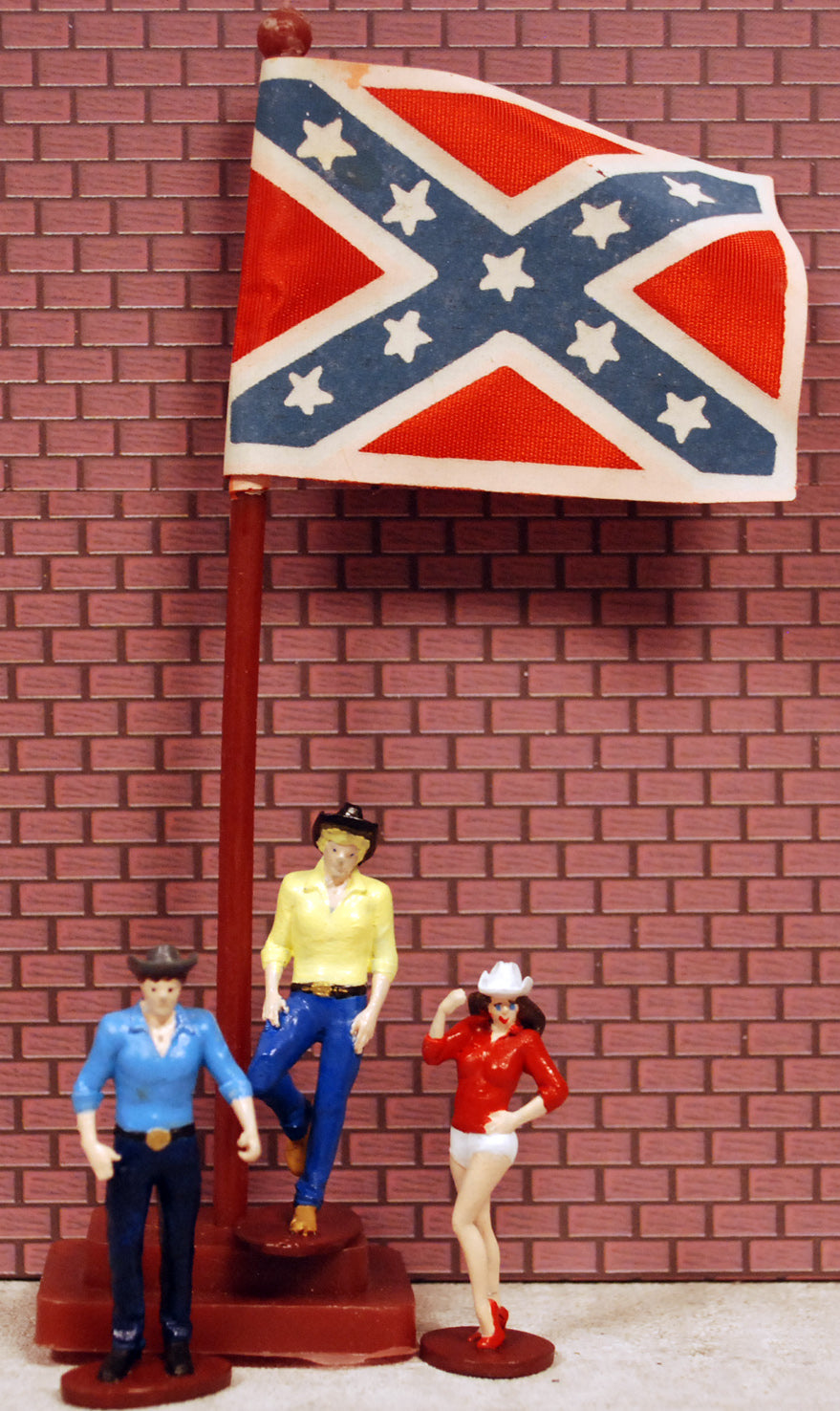 Cartrix L015 Dukes of Hazzard Set Daisy, Bo und Luke & Flagge 1:43