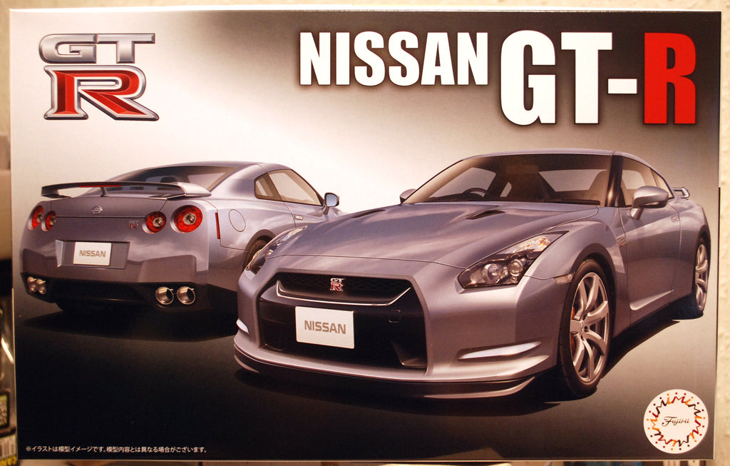 Fujimi 047485 2008 Nissan Skyline GT-R R35 JDM 1:24