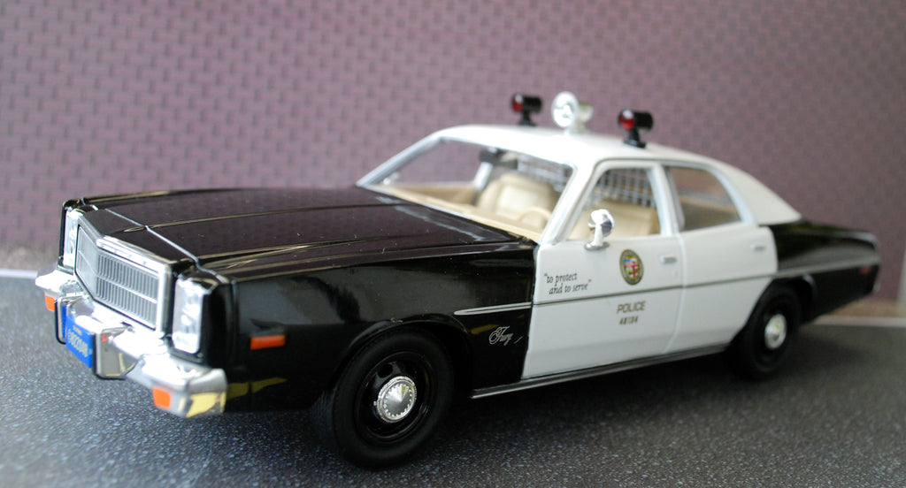 Green Light 85591 Hot Pursuit Ser. 9 1978 Plymouth Fury LAPD 1:24