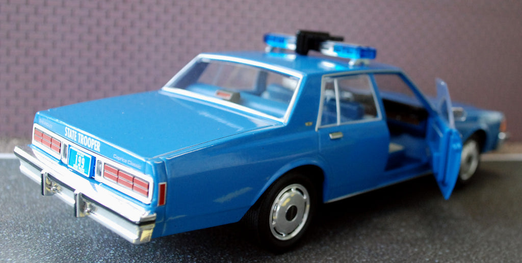 Green Light 85592 Hot Pursuit Ser. 9 1990 Chevrolet Caprice 9C1 Maine State 1:24