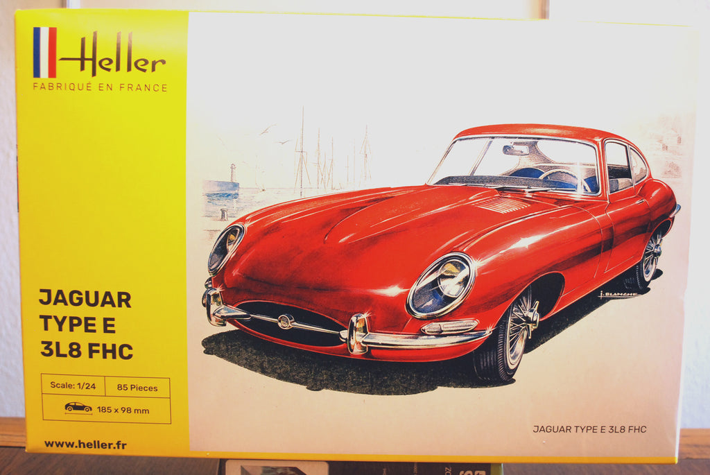 1961 Jaguar E Type 3L8 FHC, 1:24, Heller 80709 wieder 2016