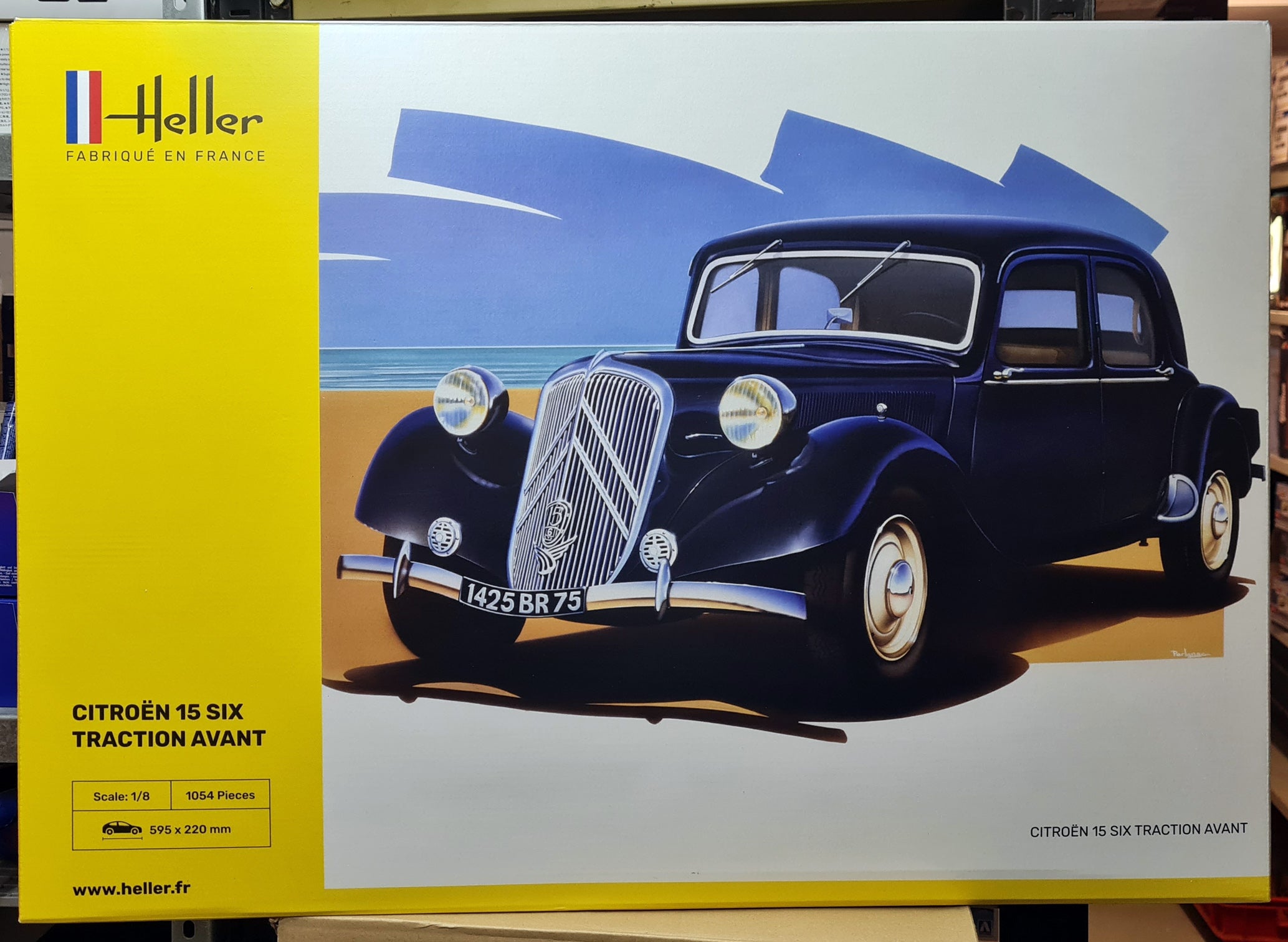 Heller 80799 1938 Citroen Traction Avant 15 six 1:8