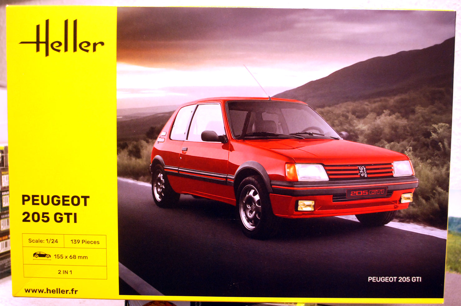 Heller 82705 1984 Peugeot 205 GTI 1:24 Bausatz neu 2024