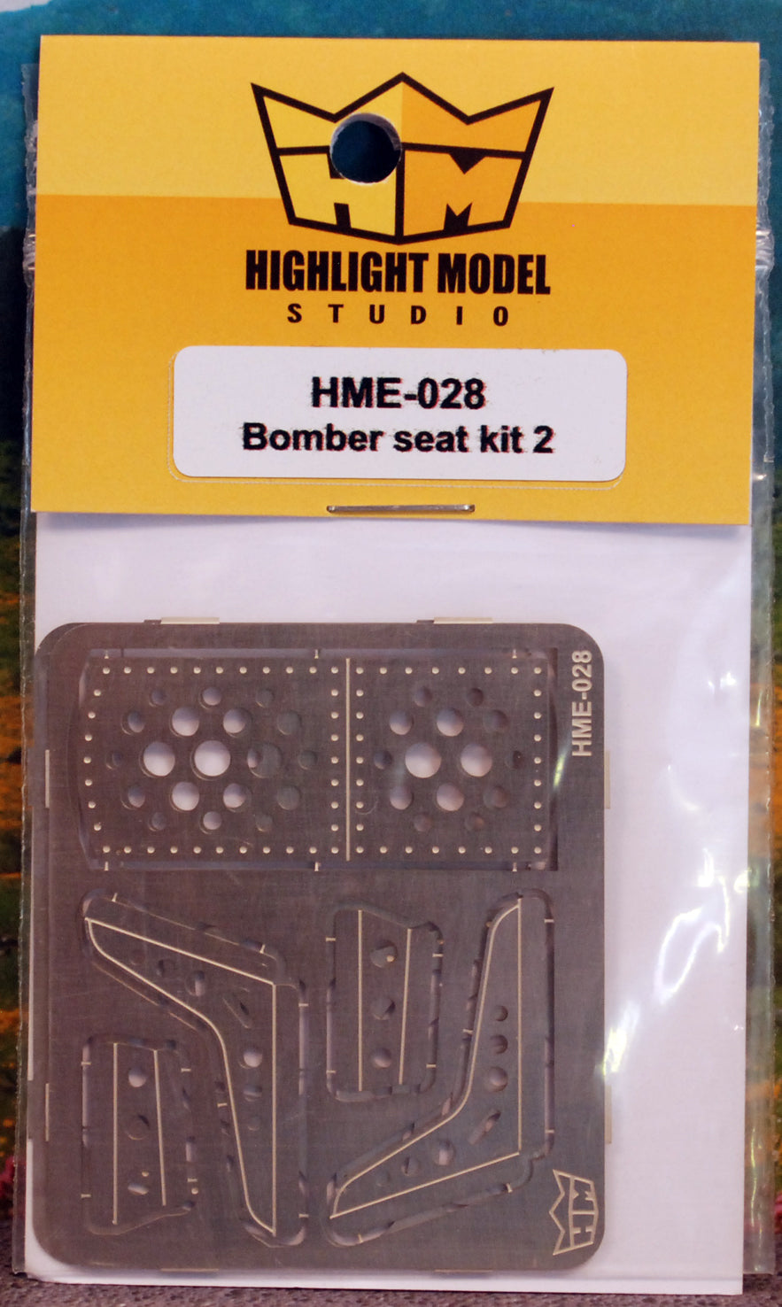 Highlight Model Studio 028 Bomber Seats No. 2 1:24